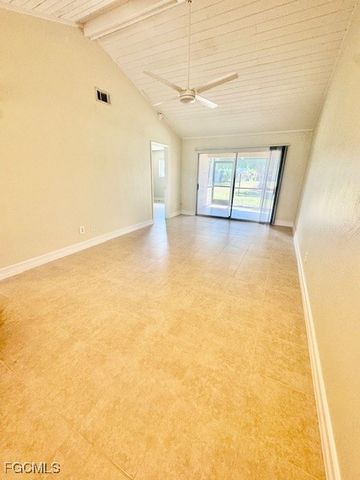 9313 Lennex LN, Fort Myers, FL 33919