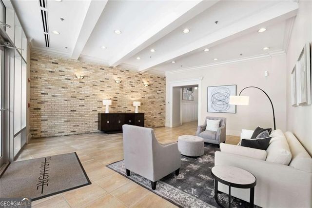 2277 NE Peachtree Road NE 404, Atlanta, GA 30309