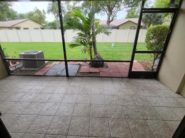 23312 SW 53rd Avenue C, Boca Raton, FL 33433