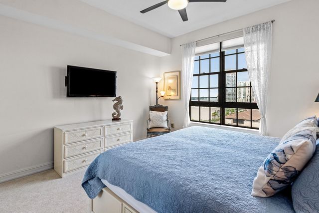 801 S OLIVE Avenue 903, West Palm Beach, FL 33401