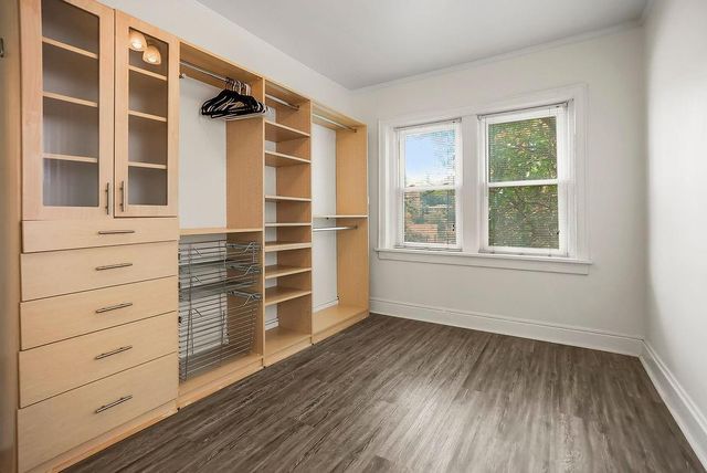 700 W 48th Street 202, Kansas City, MO 64112