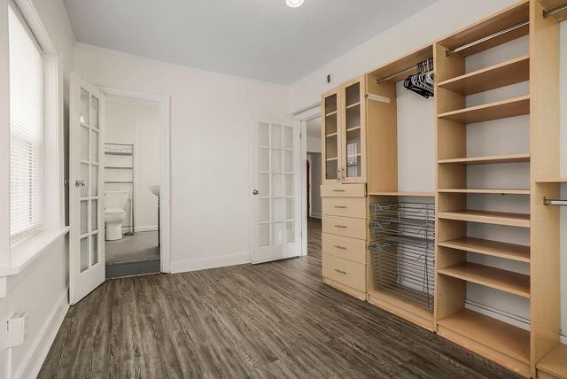 700 W 48th Street 202, Kansas City, MO 64112