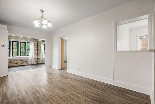 700 W 48th Street 202, Kansas City, MO 64112