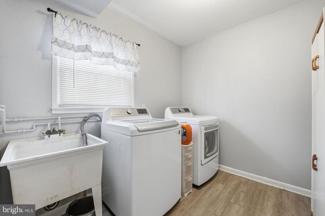 8517 BOUND BROOK LN, Alexandria, VA 22309