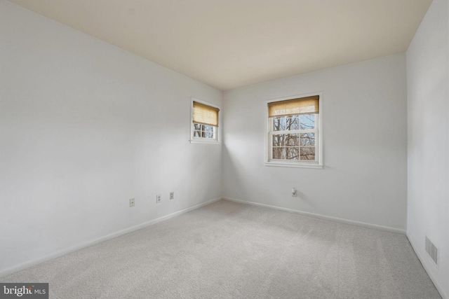 8517 BOUND BROOK LN, Alexandria, VA 22309