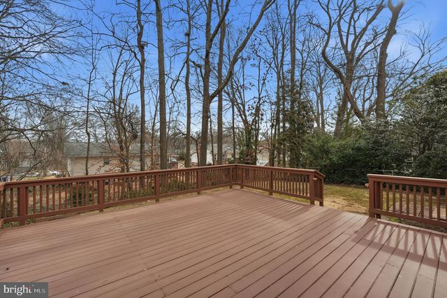 8517 BOUND BROOK LN, Alexandria, VA 22309