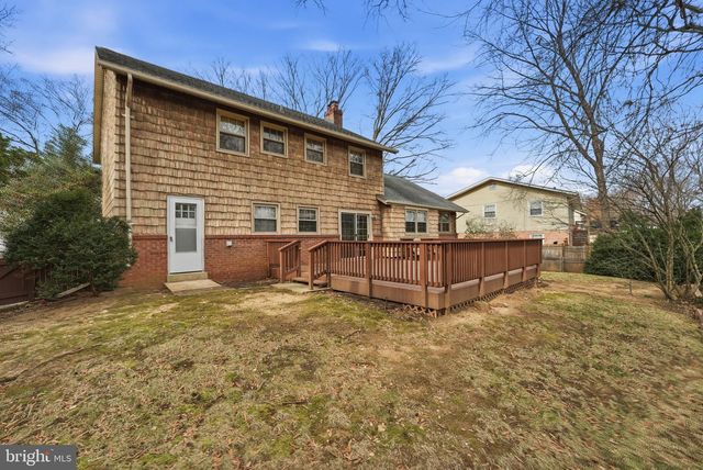 8517 BOUND BROOK LN, Alexandria, VA 22309