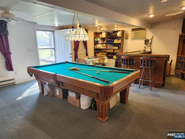 82 Arnot Place, Paramus, NJ 07652