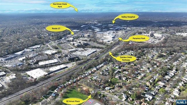 82 Arnot Place, Paramus, NJ 07652