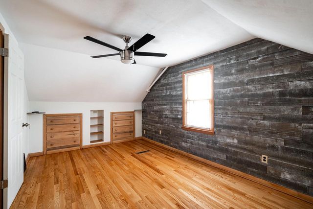 1516 Tripoli AVENUE, Milwaukee, WI 53207