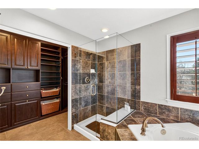 9445 Aspen Hill Cir, Lone Tree, CO 80124