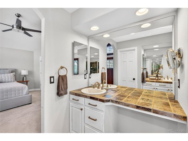 9445 Aspen Hill Cir, Lone Tree, CO 80124