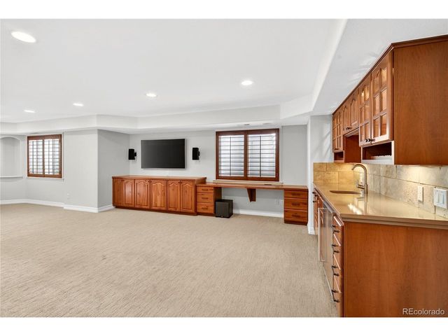 9445 Aspen Hill Cir, Lone Tree, CO 80124