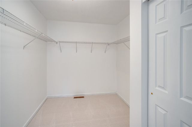 65 Bedfordshire Drive, Henrietta, NY 14467