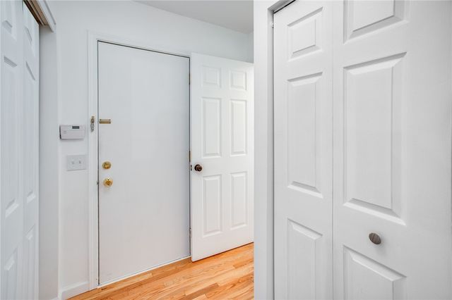 65 Bedfordshire Drive, Henrietta, NY 14467