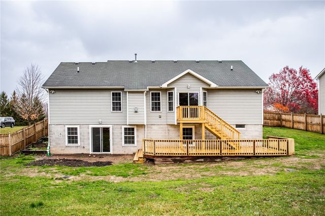 65 Bedfordshire Drive, Henrietta, NY 14467