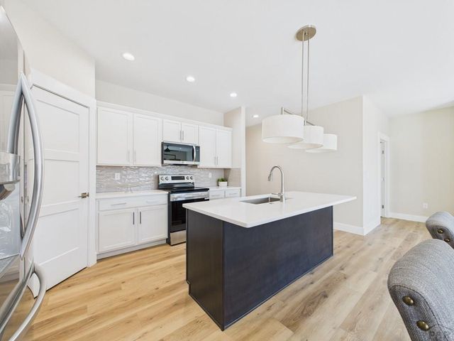 1318 Tierra Berienda, Pueblo, CO 81008