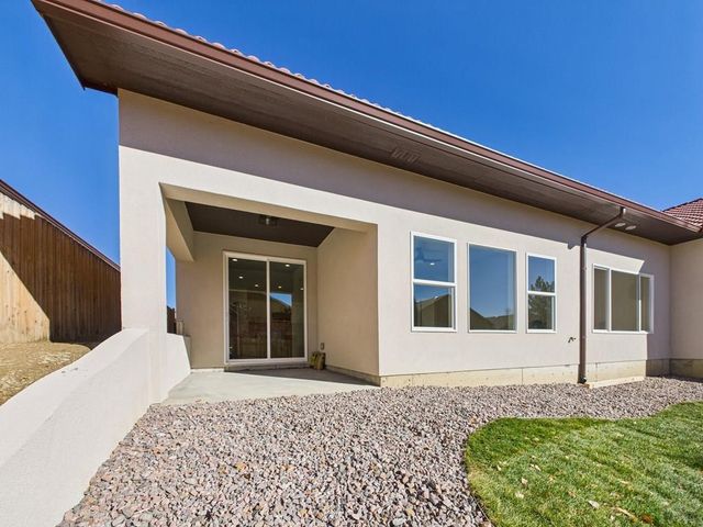 1318 Tierra Berienda, Pueblo, CO 81008