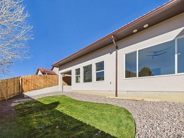 1318 Tierra Berienda, Pueblo, CO 81008