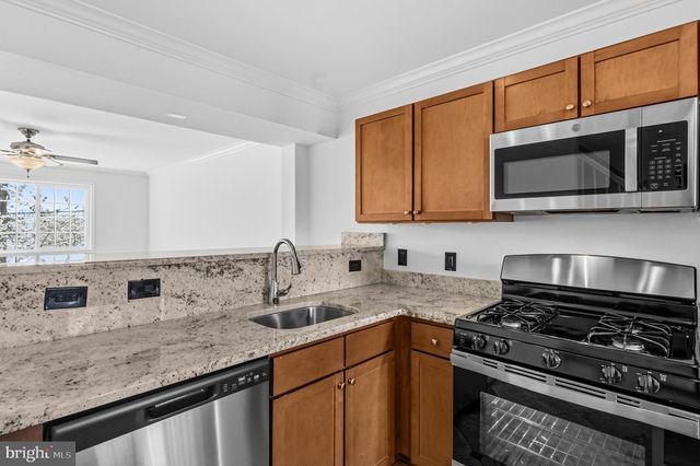 1277 VAN DORN ST N, Alexandria, VA 22304