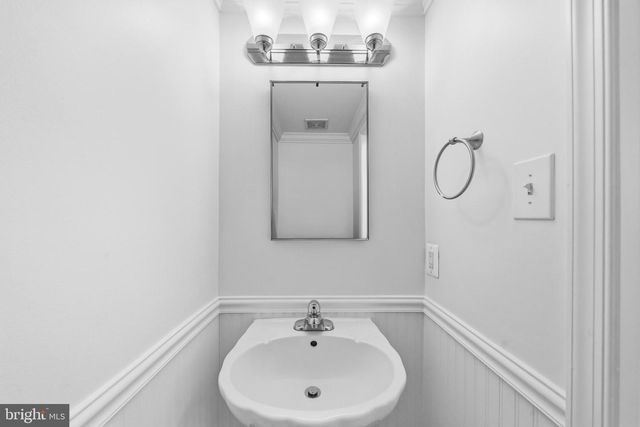 1277 VAN DORN ST N, Alexandria, VA 22304