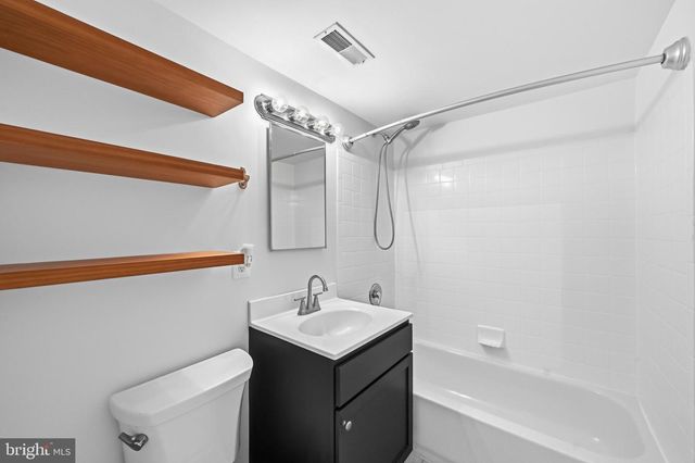 1277 VAN DORN ST N, Alexandria, VA 22304