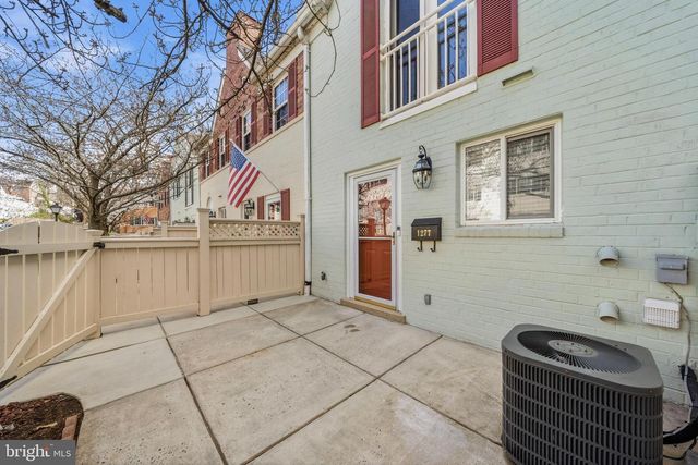 1277 VAN DORN ST N, Alexandria, VA 22304