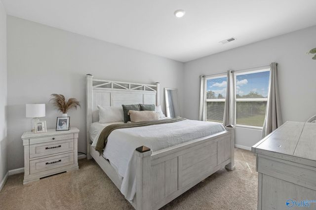 25150 Delilah Circle, Athens, AL 35613
