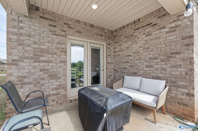 25150 Delilah Circle, Athens, AL 35613