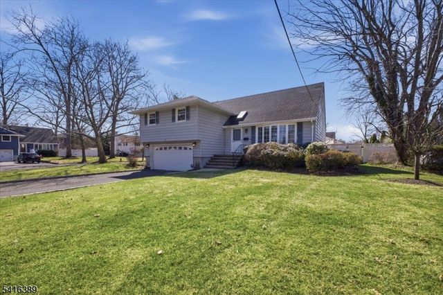 59 Genesee Trl, Westfield Town, NJ 07090