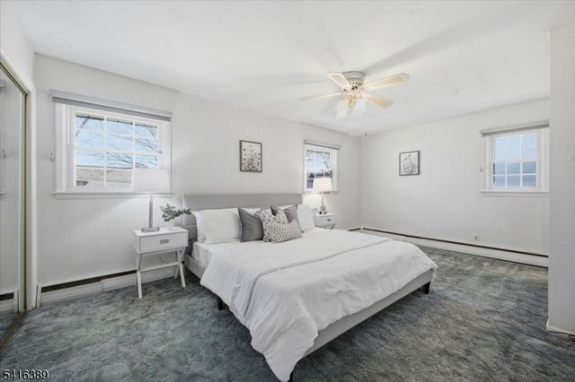 59 Genesee Trl, Westfield Town, NJ 07090