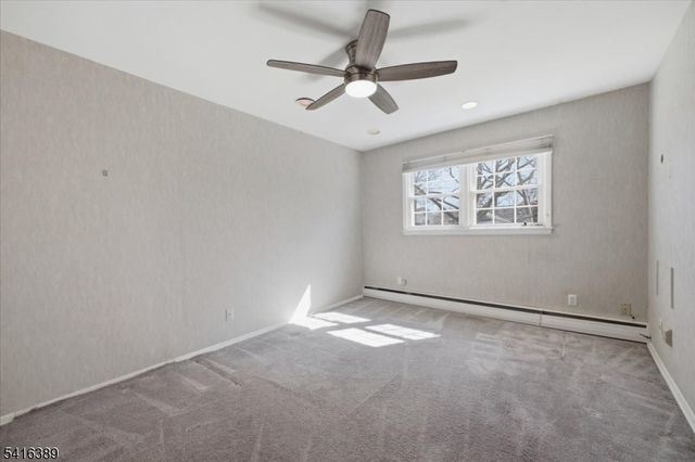 59 Genesee Trl, Westfield Town, NJ 07090