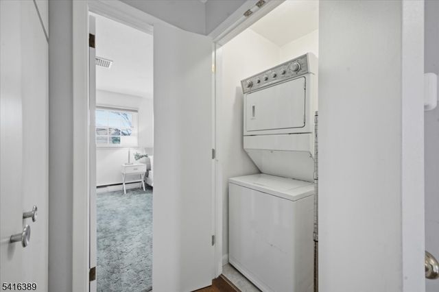 59 Genesee Trl, Westfield Town, NJ 07090