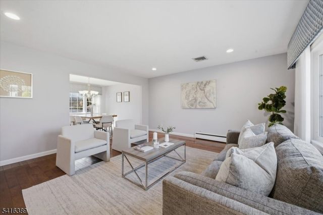 59 Genesee Trl, Westfield Town, NJ 07090