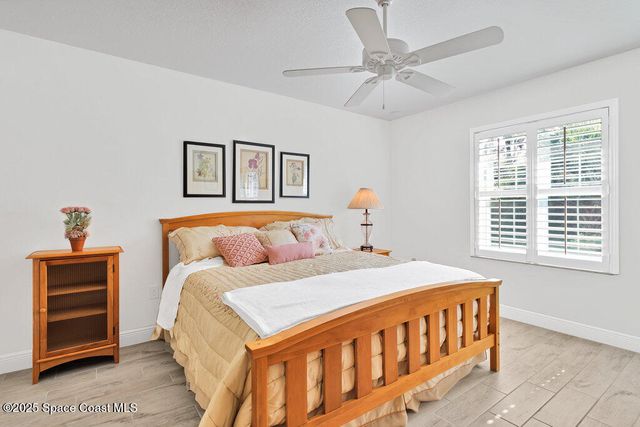 5949 Buttonwood Square, Vero Beach, FL 32966