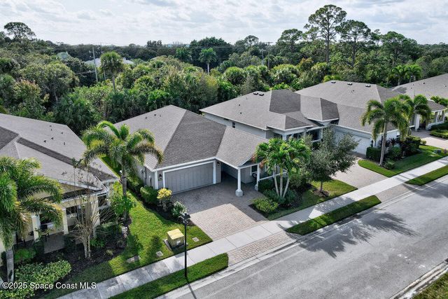 5949 Buttonwood Square, Vero Beach, FL 32966