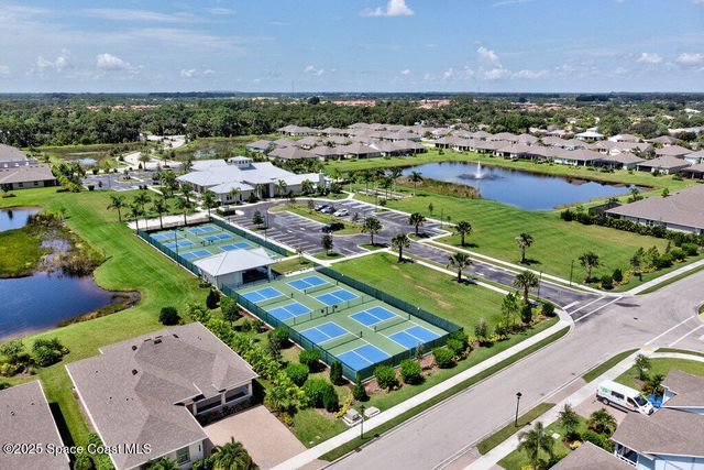 5949 Buttonwood Square, Vero Beach, FL 32966