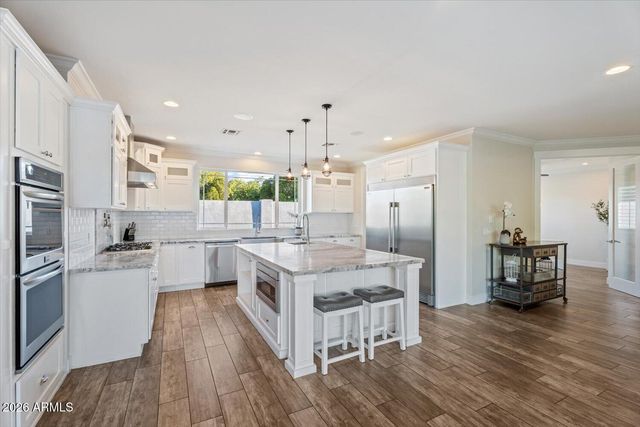 3401 N 34TH Place, Phoenix, AZ 85018