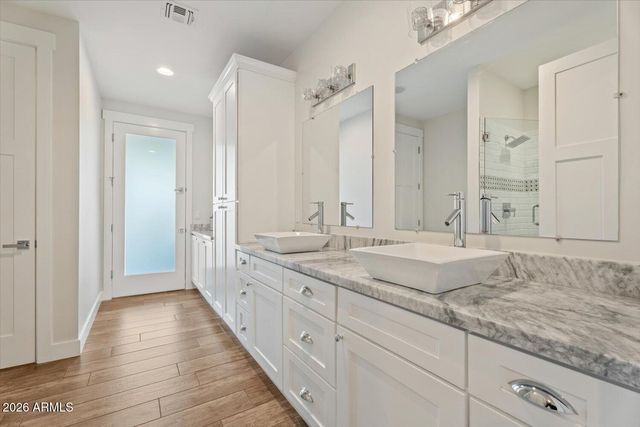 3401 N 34TH Place, Phoenix, AZ 85018