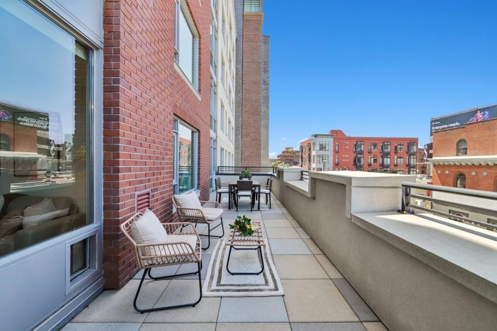 Image 17 of property listing at 177 Townsend Street 435, San Francisco, CA 94107