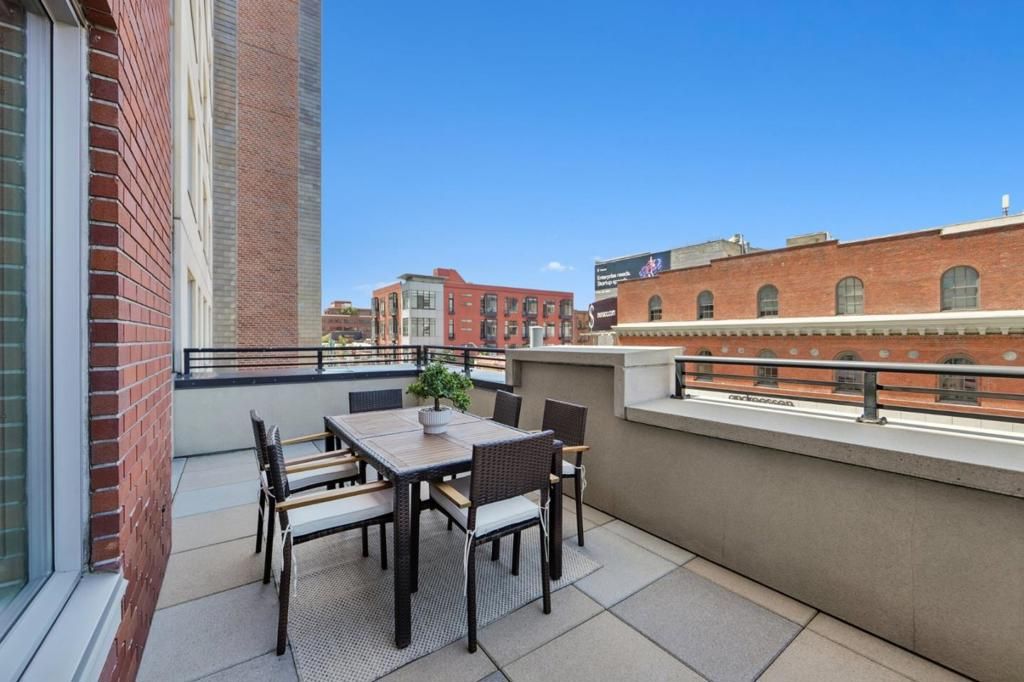 Image 19 of property listing at 177 Townsend Street 435, San Francisco, CA 94107