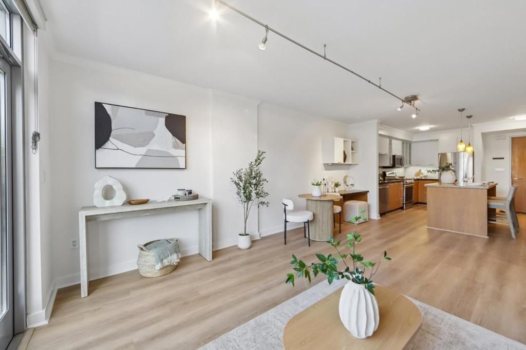 Image 5 of property listing at 177 Townsend Street 435, San Francisco, CA 94107