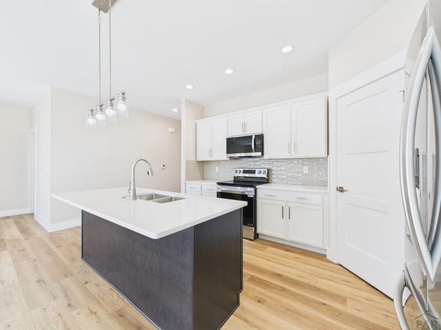 1316 Tierra Berienda, Pueblo, CO 81008