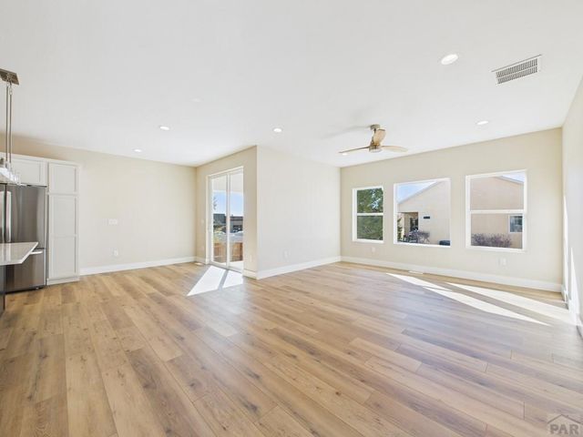 1316 Tierra Berienda, Pueblo, CO 81008