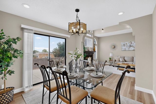5906 Painted Pony Drive NW, Albuquerque, NM 87120