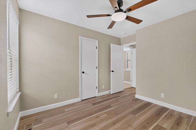 5906 Painted Pony Drive NW, Albuquerque, NM 87120