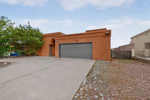 5906 Painted Pony Drive NW, Albuquerque, NM 87120