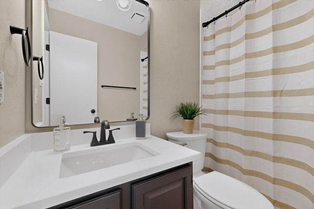5906 Painted Pony Drive NW, Albuquerque, NM 87120