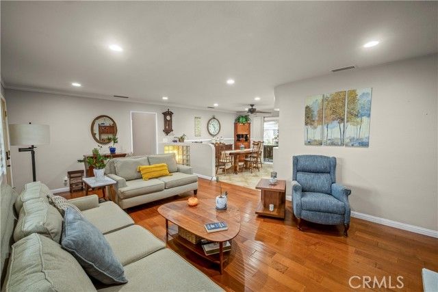 14942 Quill Circle, Huntington Beach, CA 92647