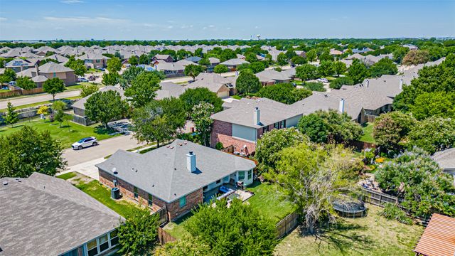 308 Vista Way Drive, Saginaw, TX 76179